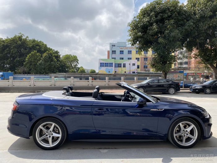 {賭波}(敞篷跑车四座图片)