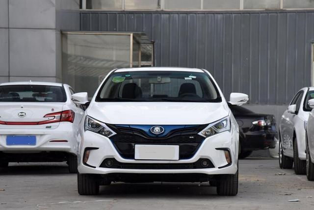 {21點}(20万国产车卖多少辆)